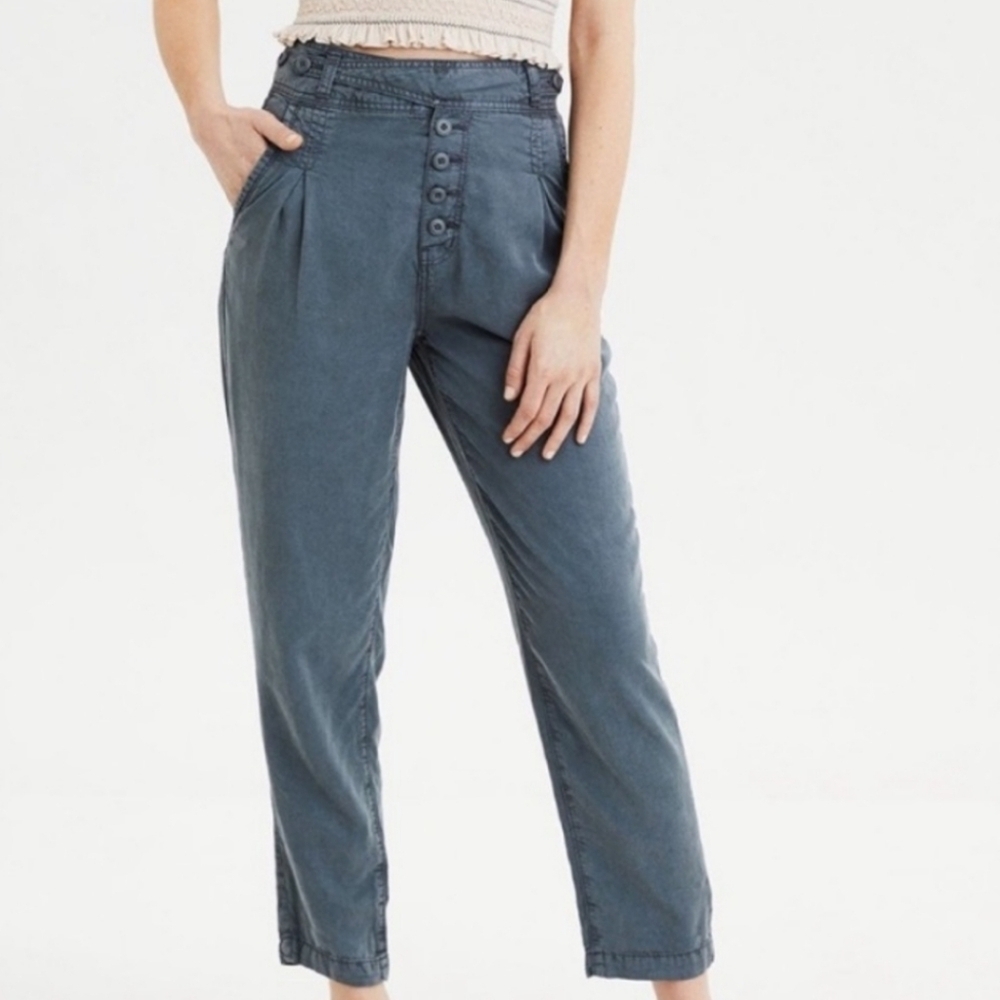American Eagle Highrise Pleated Lyocell Pants